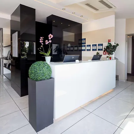 Best Western Plus Hotel Modena Resort-2